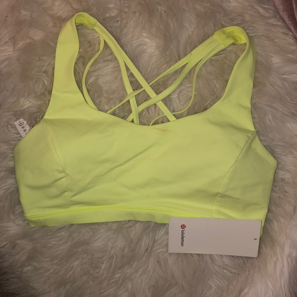 Lululemon Sports bra